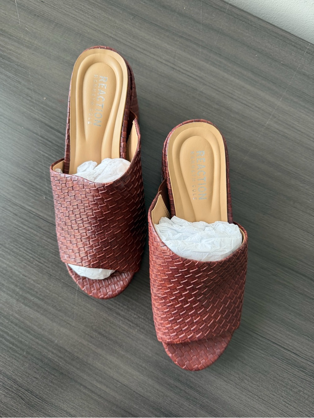 Kenneth Cole Reaction Brown Woven Open Toe Slip-On Mule Block Heel Size 6